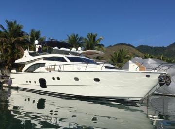       Ferretti 70