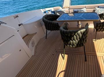 Azimut 520
